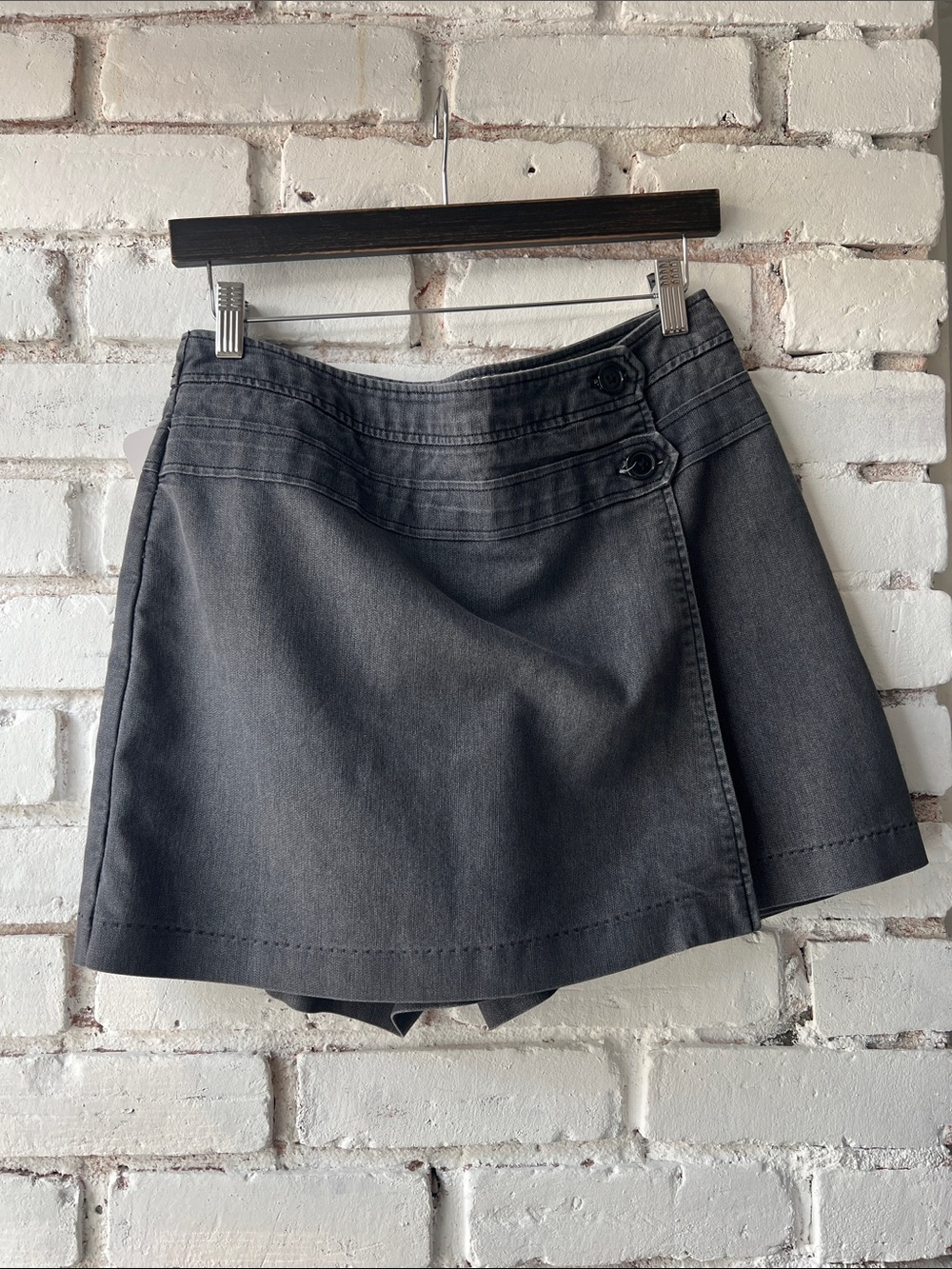 2006 Reitmans Dark Gray Denim Wrap Skort with Button Detail grey denim skirt